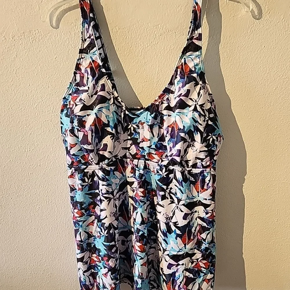 Meet Curve Swimsuit Blue Black Floral Tropical Two Piece Size 20 New